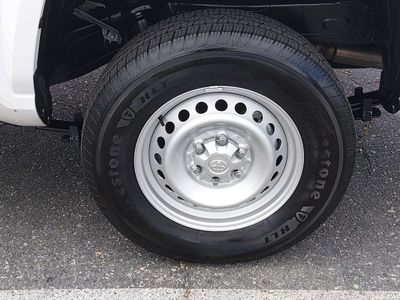 2025 Toyota Tacoma 2WD - Photo 10