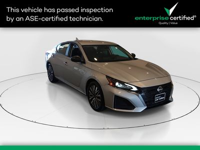 2024 Nissan Altima - Photo 1