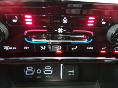 2023 Jeep Grand Cherokee - Photo 19