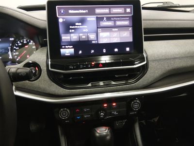 2024 Jeep Compass - Photo 13