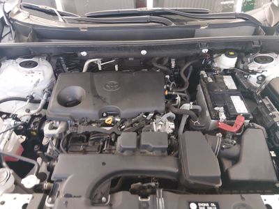 2024 Toyota RAV4 - Photo 9