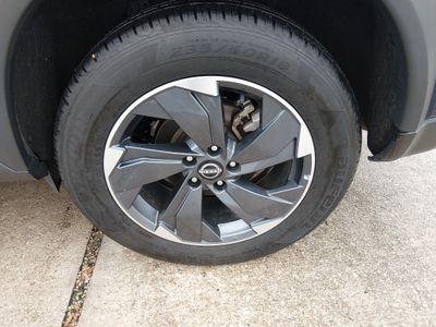 2024 Nissan Rogue - Photo 10