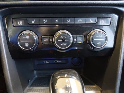 2024 Volkswagen Taos - Photo 17