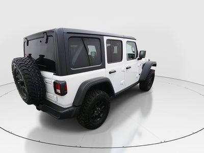 2025 Jeep Wrangler - Photo 7