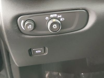 2025 Chevrolet Blazer - Photo 13