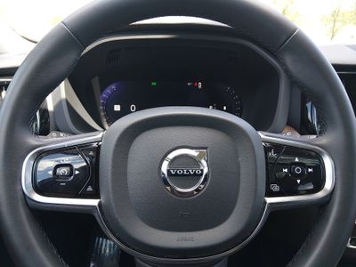 2024 Volvo XC60 - Photo 13