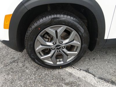 2024 Kia Seltos - Photo 10