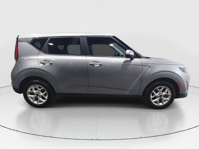 2024 Kia Soul - Photo 4
