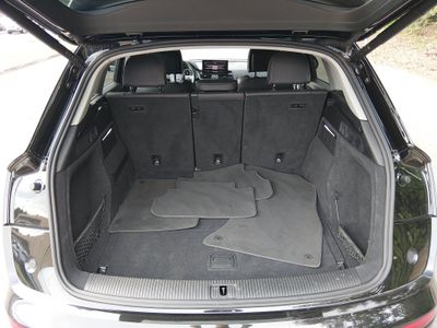 2024 Audi Q5 — photo 11 view
