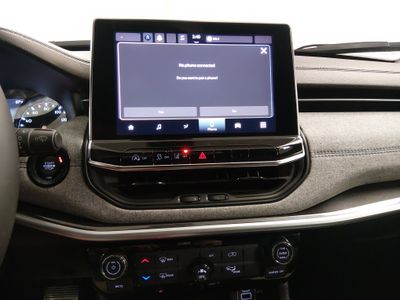 2024 Jeep Compass - Photo 13