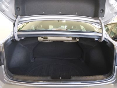 2024 Hyundai Elantra - Photo 11