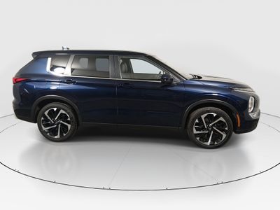 2024 Mitsubishi Outlander - Photo 8