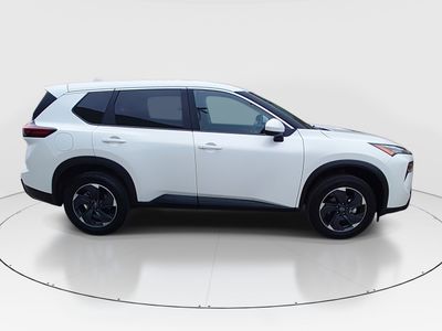 2024 Nissan Rogue - Photo 8