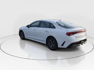 2023 Kia K5 - Photo 5