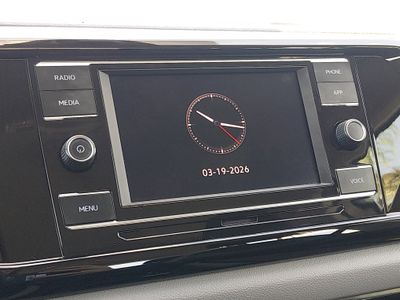 2024 Volkswagen Taos - Photo 17