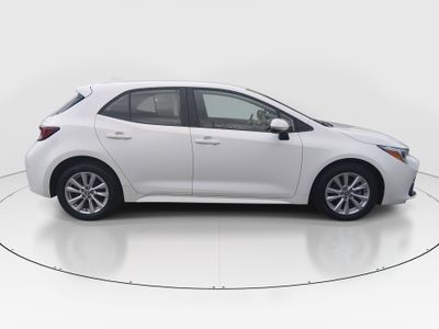 2024 Toyota Corolla Hatchback - Photo 8