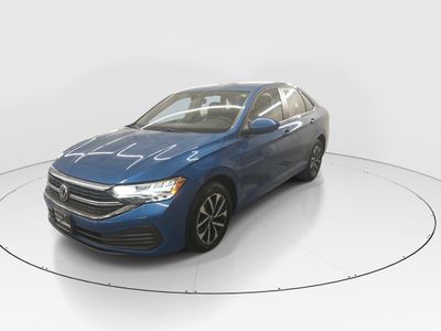 2024 Volkswagen Jetta - Photo 3