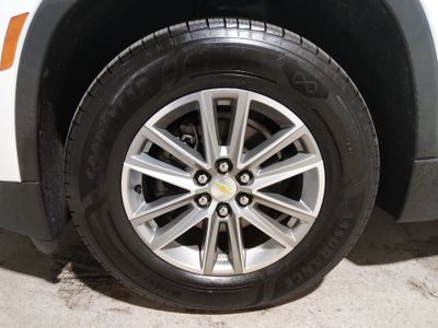 2023 Chevrolet Traverse — photo 10 view