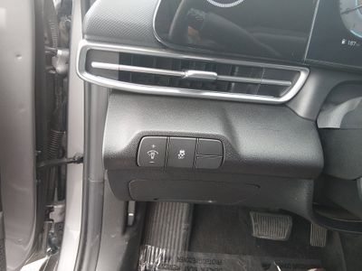 2025 Hyundai Elantra - Photo 13