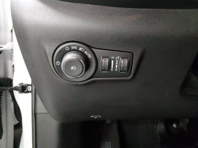 2024 Jeep Compass - Photo 13