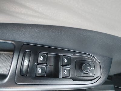 2024 Volkswagen Taos - Photo 13