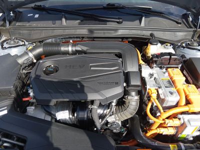 2025 Hyundai Sonata Hybrid — photo 9 view