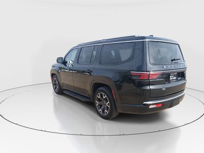 2024 Jeep Wagoneer - Photo 5