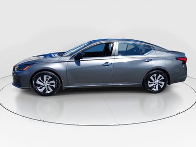 2024 Nissan Altima - Photo 4