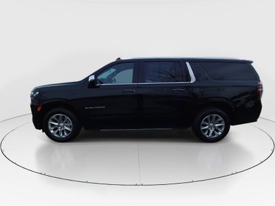 2024 Chevrolet Suburban - Photo 4