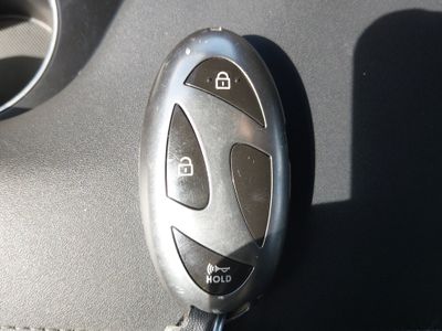 2025 Hyundai Sonata Hybrid — photo 15 view