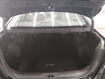 2024 Nissan Altima - Photo 11