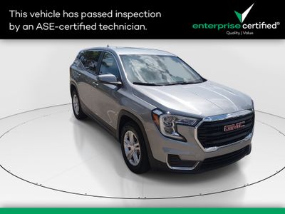 2024 GMC Terrain FWD 4dr SLE — front three-quarter view