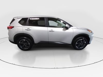2024 Nissan Rogue - Photo 8