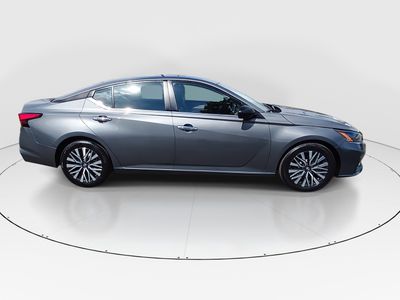 2024 Nissan Altima - Photo 8