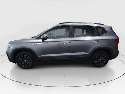 2024 Volkswagen Taos - Photo 4