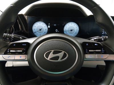 2024 Hyundai Elantra - Photo 12