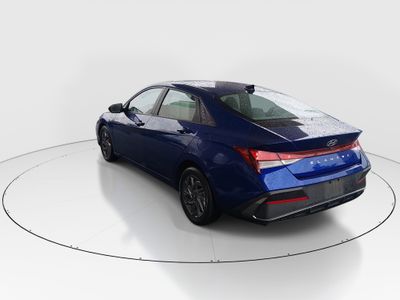 2024 Hyundai Elantra - Photo 5