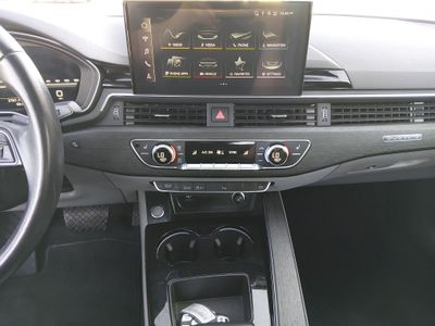 2022 Audi A4 Sedan - Photo 19