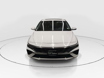 2024 Hyundai Elantra - Photo 2