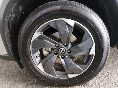 2025 Nissan Rogue - Photo 10