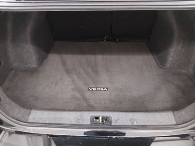 2025 Nissan Versa - Photo 11