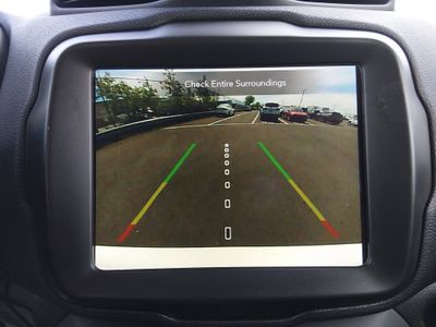 2023 Jeep Renegade - Photo 16