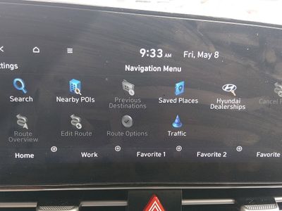 2024 Hyundai Elantra - Photo 17