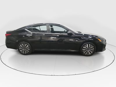 2024 Nissan Altima - Photo 8