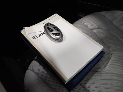 2024 Hyundai Elantra - Photo 19