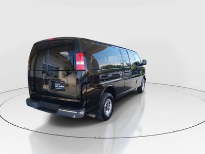 2024 Chevrolet Express Passenger - Photo 7