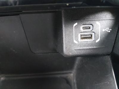 2023 Jeep Compass - Photo 17