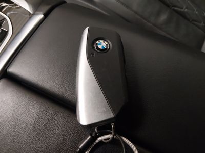 2025 BMW X5 - Photo 15