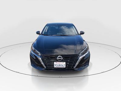 2025 Nissan Altima - Photo 2