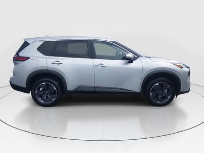 2025 Nissan Rogue - Photo 8